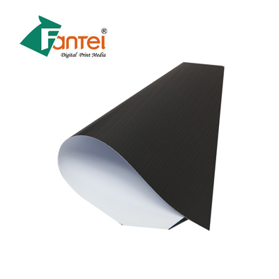 Высокопрочное знамя Pvc струйных принтеров знамени 340Gsm PVC Blockout изготовленное на заказ