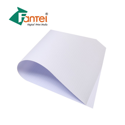 Знамя Pvc знамени 300gsm гибкого трубопровода PVC 200DX300D белое для печатания плаката