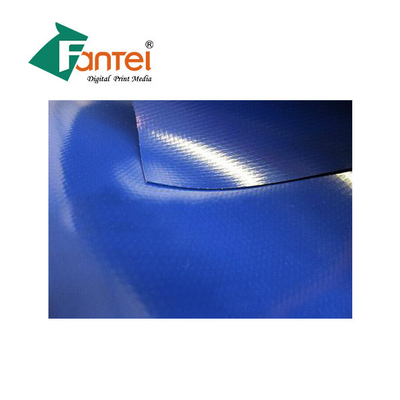 Износоустойчивый водоустойчивый располагаясь лагерем навес доказательства дождя брезента на открытом воздухе